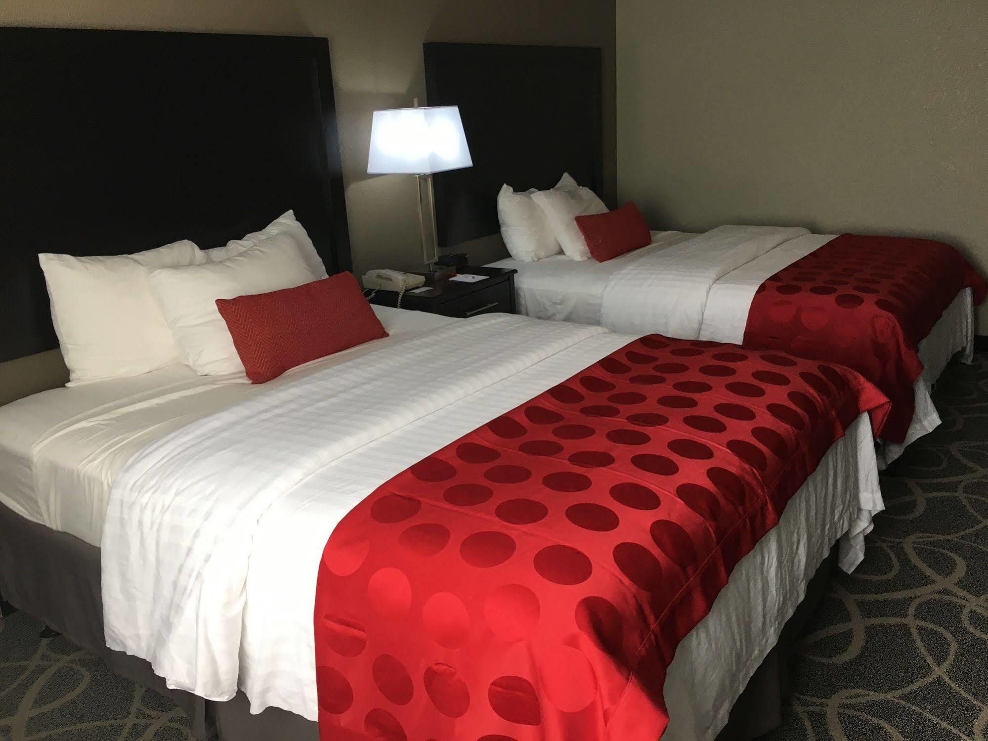 Clarion Airport 3* Des Moines